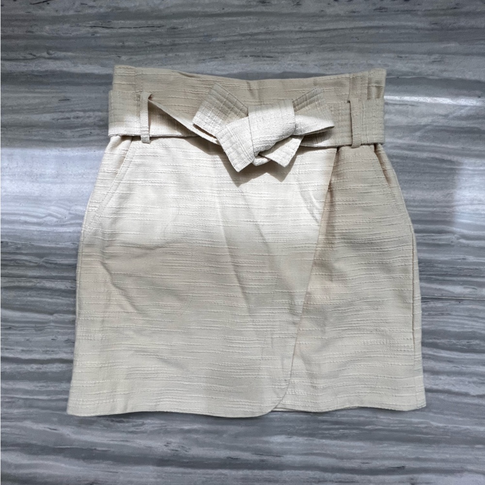 New With Tags Sézane cream wrap skirt with tie size 36 US 4